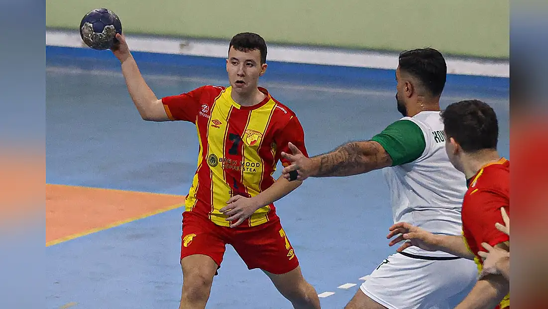 Göztepe hentbolda zirveyi bırakmıyor: Namağlup liderlik devam ediyor