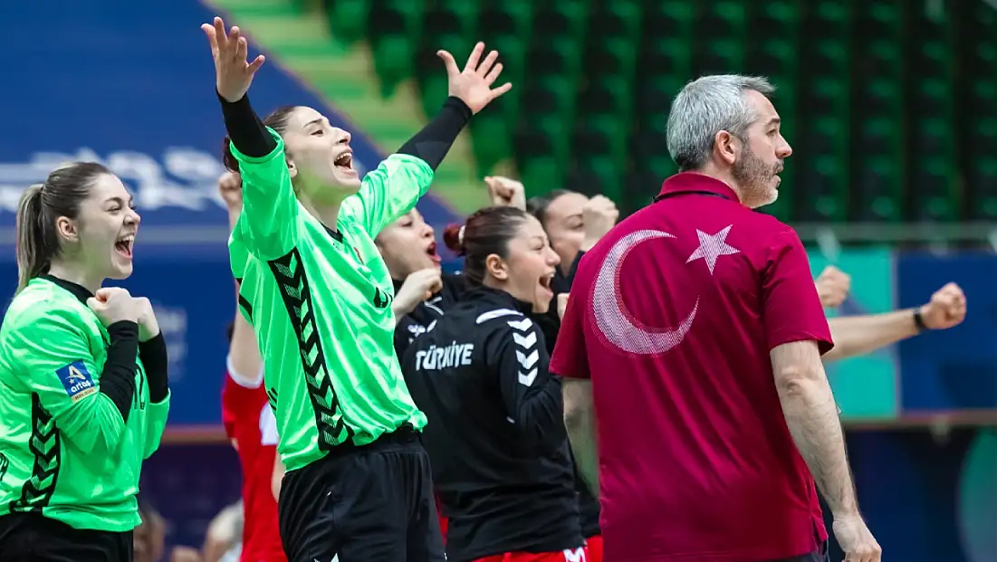 Kadın A Milli Takımımız Riyad 2025’te Altın Madalyaya Uzandı! Türkiye, Kazakistan’ı 34-31 Mağlup Ederek Şampiyon Oldu