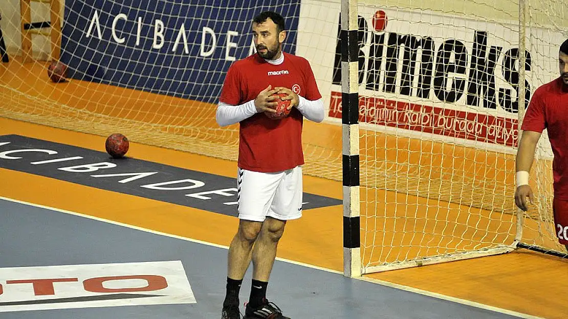 A Milliler prestij peşinde