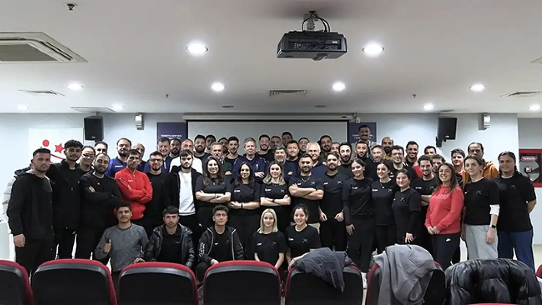 Ankara'da Modern Hakemlik Semineri Düzenlendi