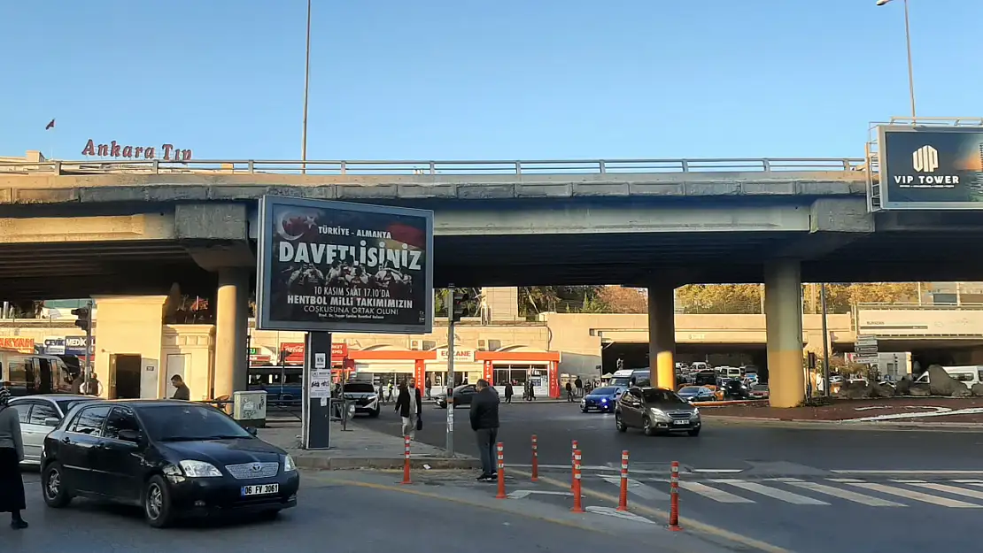 Ankara Milli Maça Hazırlanıyor: Billboardlar Hentbola Tahsis!