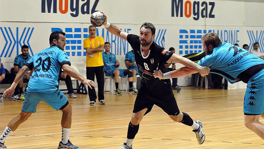 Beşiktaş Mogaz plakayı yazdı