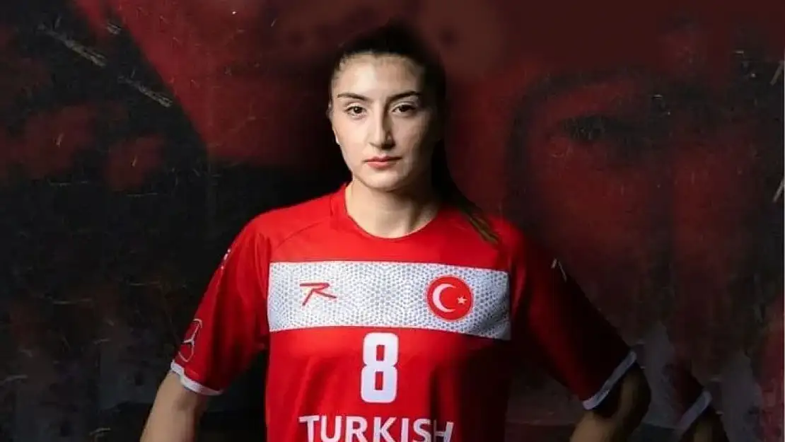 Milli Oyuncu Cansu Akalın, transferi hakkında konuştu