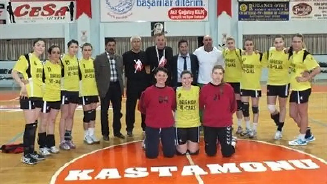 Erteleme Maçında Gülen Araç Belediyespor