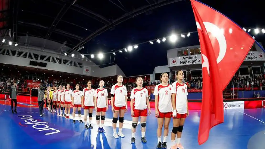 Fransa’ya çarpıldık