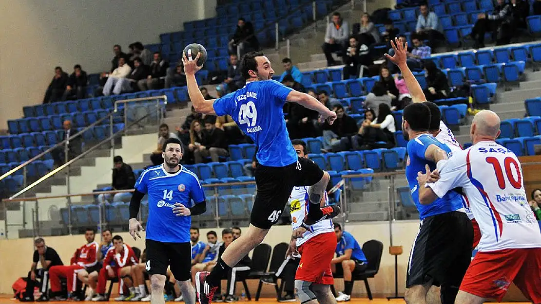 İl Özel İdare Yarı Finalde