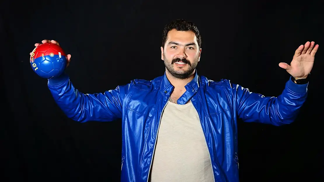 Kayhan Akat : “Antalyaspor’da Mutluyum”
