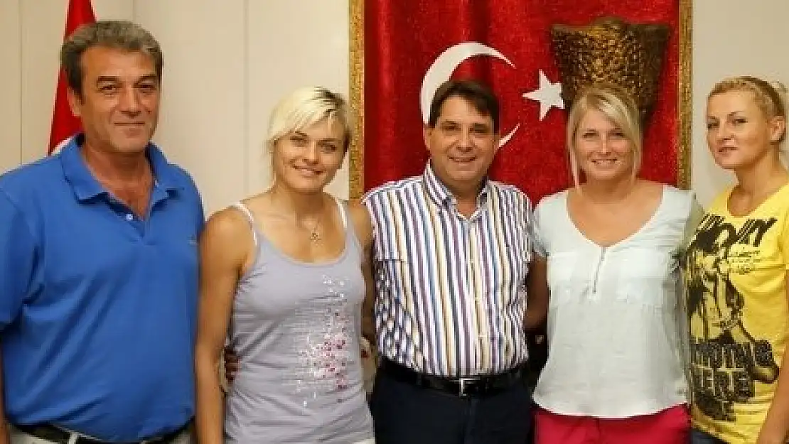 Konak Belediyesi’nden Başkana Ziyaret