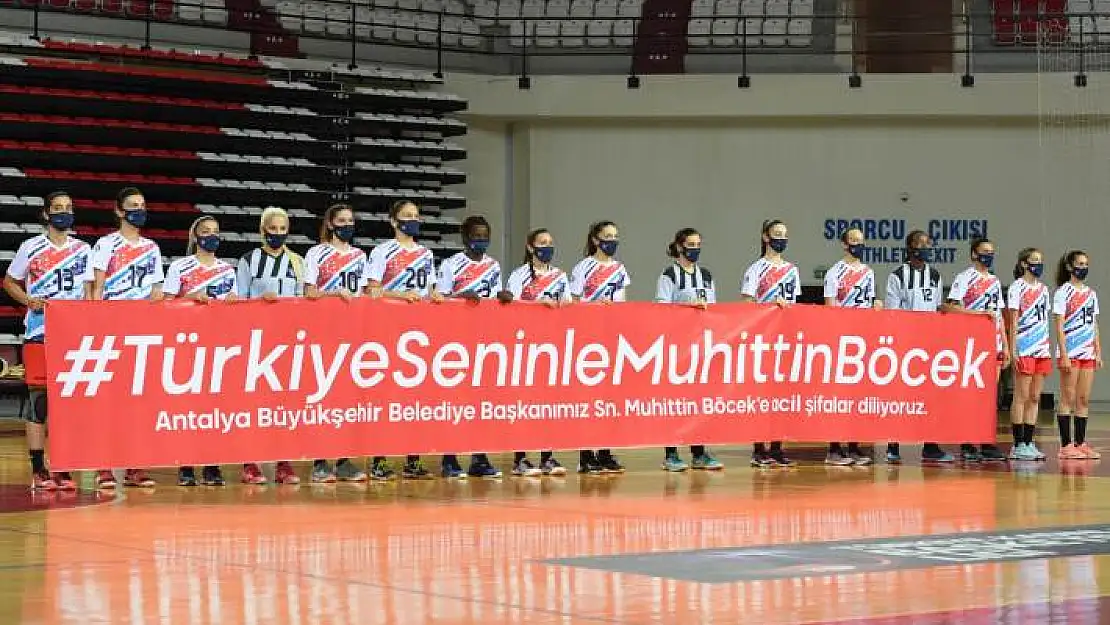 Konyaaltı Belediyespor’dan anlamlı pankart