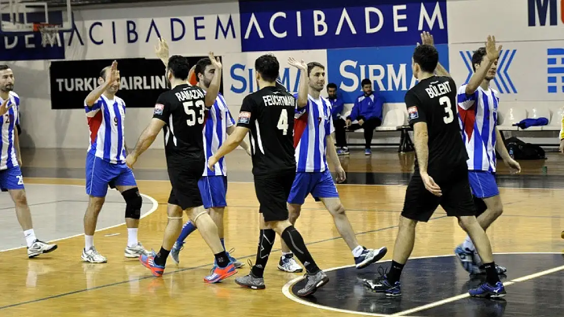 Lider evinde galip