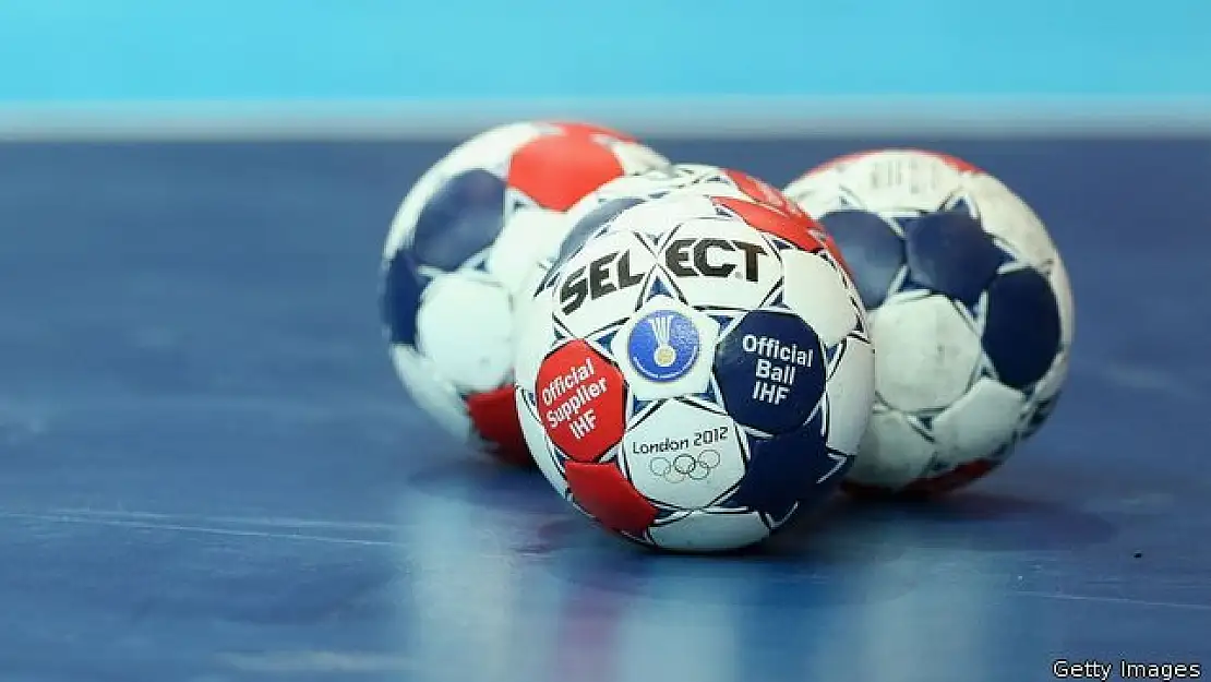 Muratpaşa Belediye SK ve Ardeşen GSK yarı finalde