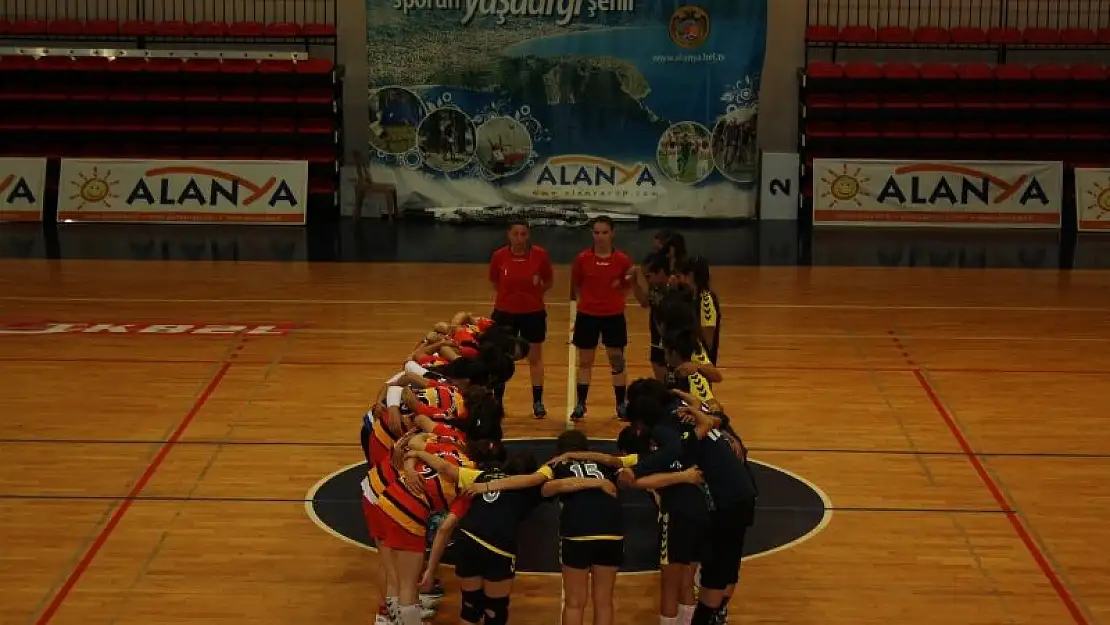 Rakip Danimarka