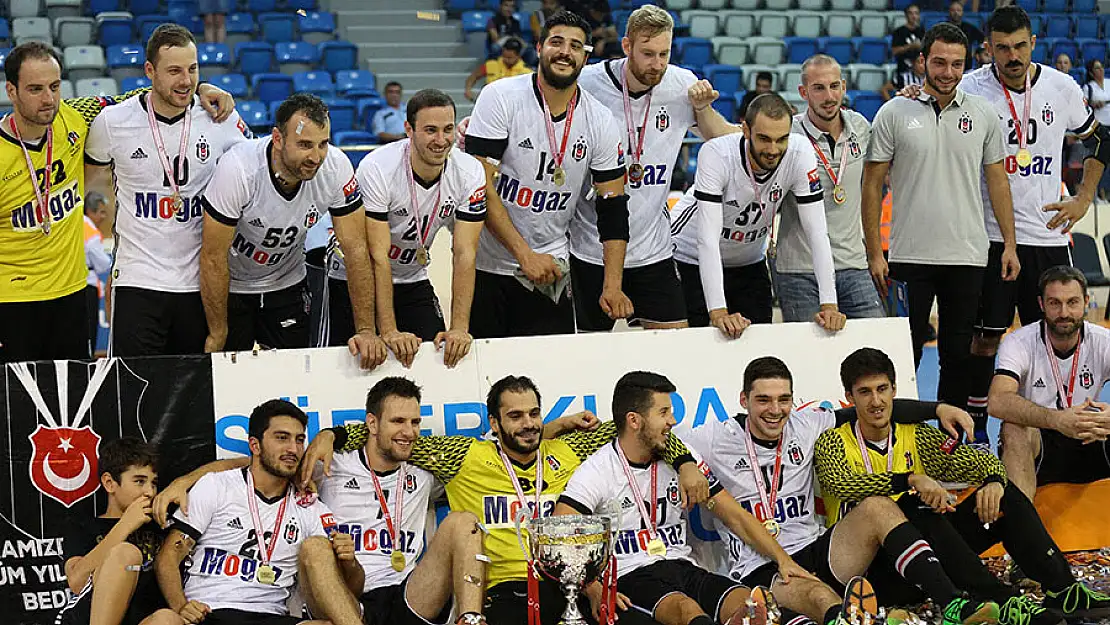 Süper Kupa sahibi Beşiktaş Mogaz