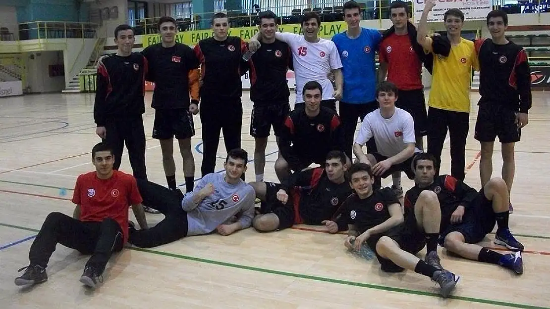 U18’ler de Mücadele Başladı