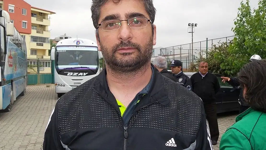 Zeki Polat Resmen  Genç Uşakspor’da