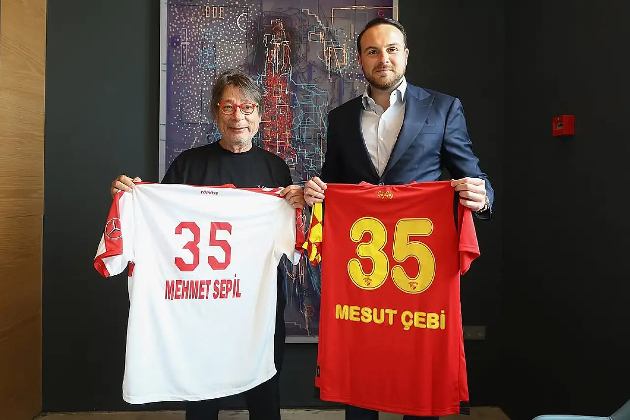 Başkan Çebi'den İzmir'e Hentbol Salonu Müjdesi