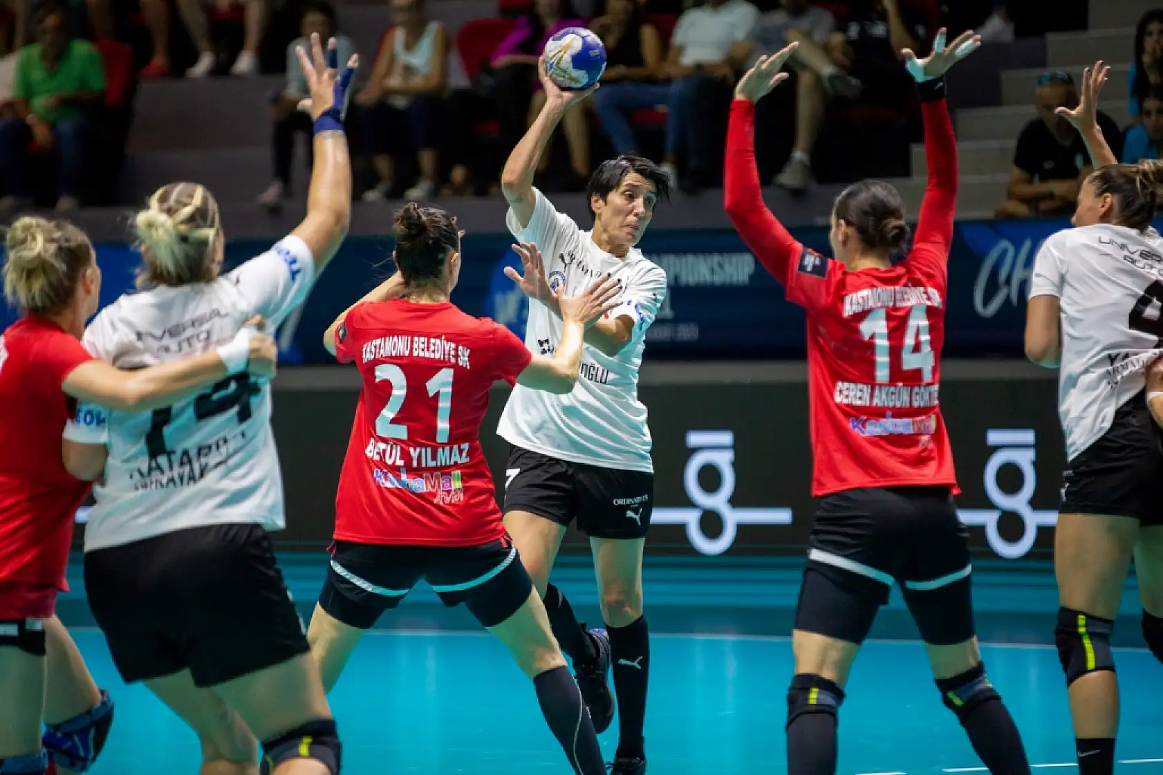 Kadınlar Süper Kupa Armada Praxis Yalıkavak'ın