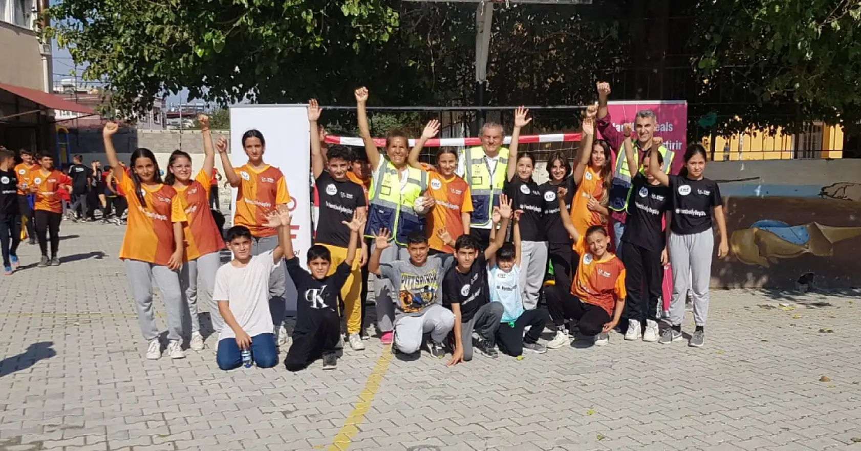 Hentbol İyileştir Projesi Devam Ediyor