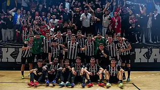 Beşiktaş Avrupa'da Güldü: PAOK'u 30-25 Mağlup Etti!