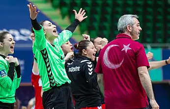 Kadın A Milli Takımımız Riyad 2025'te Altın Madalyaya Uzandı! Türkiye, Kazakistan'ı 34-31 Mağlup Ederek Şampiyon Oldu