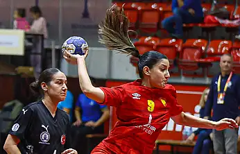 Kadınlar Süper Ligde On Numara Müsabakalar