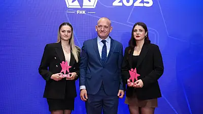 Türk Hentbolcular Kosova'da Zirvede: Fetane Uzunlar ve Sevdanur Özkan Yılın En İyileri Seçildi!