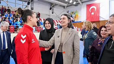 Üsküdar Belediye Başkanı Sinem Dedetaş Galibiyetten Memnun!