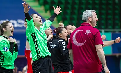 Kadın A Milli Takımımız Riyad 2025'te Altın Madalyaya Uzandı! Türkiye, Kazakistan'ı 34-31 Mağlup Ederek Şampiyon Oldu