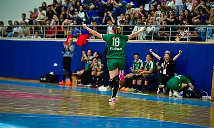 Kadınlar 1. Lig A Grubu'nda İlk Hafta Tamamlandı: Çanakkale Zirvede, Manisa BŞB Takipte!