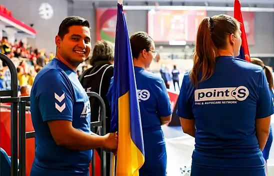 10.000 Km Öteden Avrupa Şampiyonası'nda Yer Alıyorlar