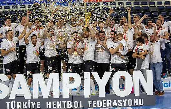 Beşiktaş Safi Çimento, 17. Şampiyonluk Kupasını Elde Etti