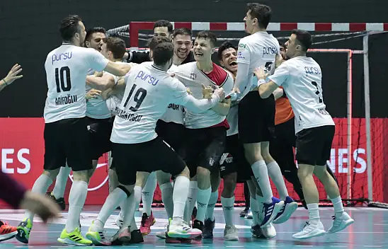 Beşiktaş Safi Çimento – Spor Toto SK: 40-31