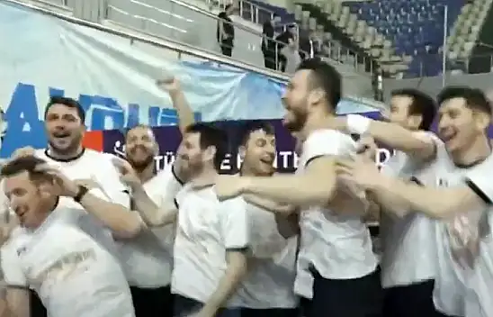 Beşiktaşlı Oyuncular Röportajı Bastı