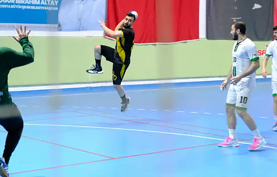 Hüseyin Bereket, Gökte Ararken, Filelerde Buldu!