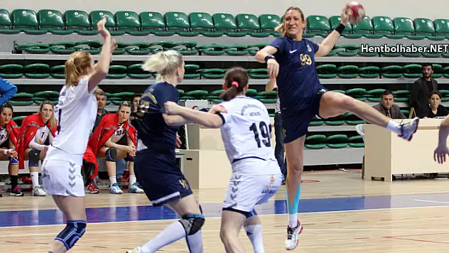 16 gol ve kupa ellerinde