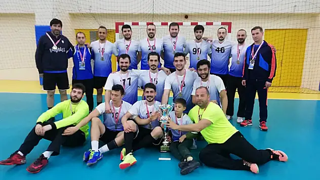 2.Ligin şampiyonu Başkent Akademi SK