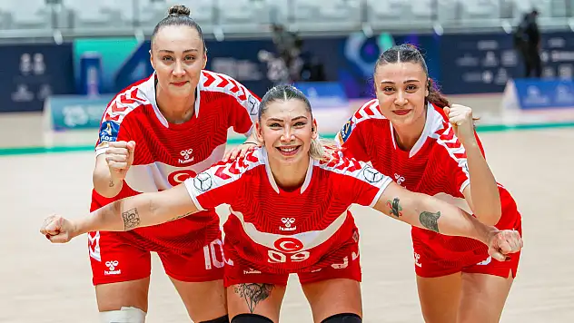 A Milli Kadın Hentbol Takımımız Finale Yükseldi! Riyad 2025'te Altın Madalya İçin Sahadayız