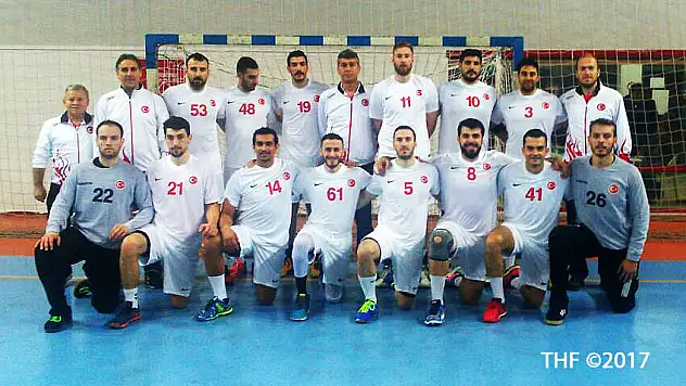 A Milliler yurda dönüyor