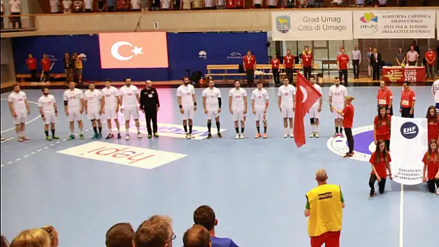 A Millilerin karnesi iyi değil