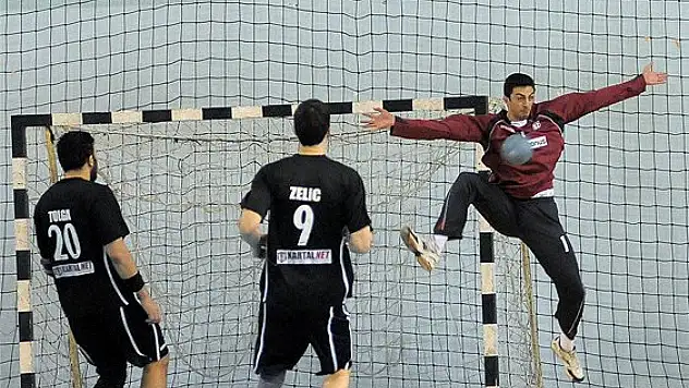 Altuğ, Kaleyi Ankaraspor’a Kapadı