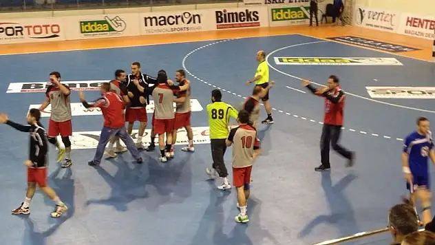 Ankara’da Gençlerin Üstünlüğü