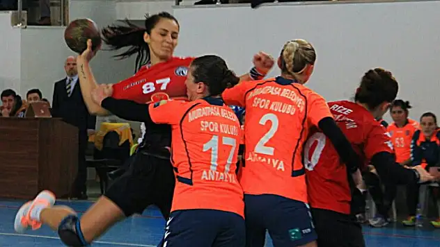 Ardeşen seriyi bozmak istemiyor