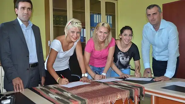 Ardeşen’de İmza Töreni