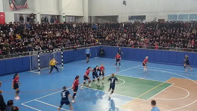 Ardeşen’den İlk Adım