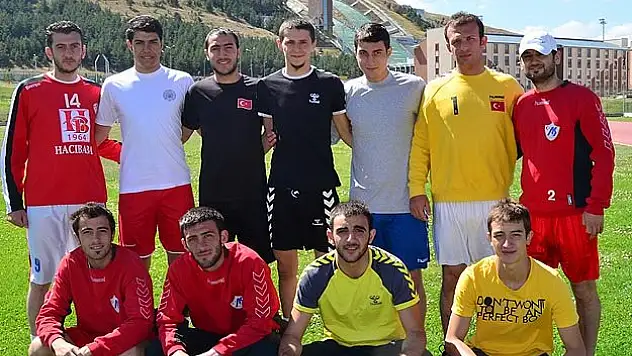 Atatürk Üniversitesi Güç Depoluyor