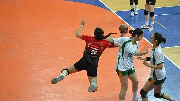 Bayanlarda Doğa , Erkeklerde Genç Osman ŞAMPİYON