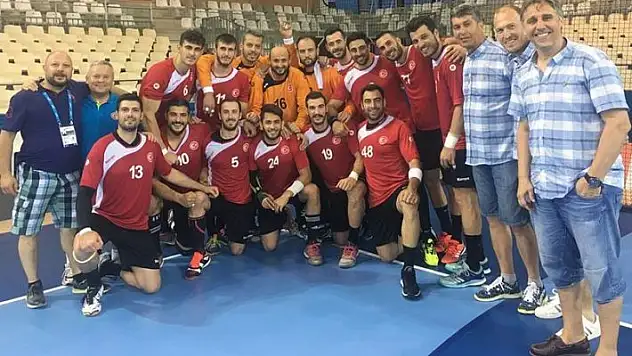 Bekle bizi yarı final!