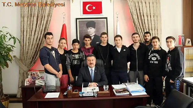 Belediye Başkanı Alp Kargı Süper Gençleri ağırladı