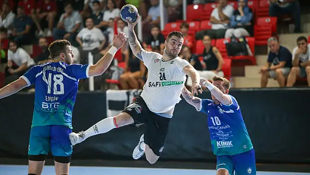 Beşiktaş Lige Galibiyet İle Döndü