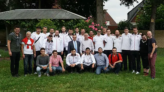 Siyah Beyazlılar Almanya’da